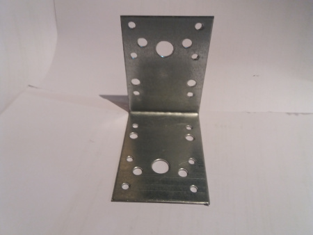 Крепёжный уголок оцинкованный перфорированный KU 70х70х55х2 мм